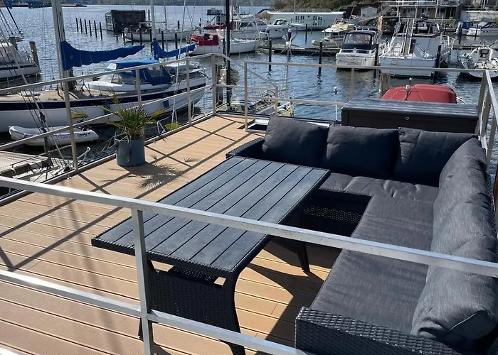 Premium Hausboot Blaue Lagune *